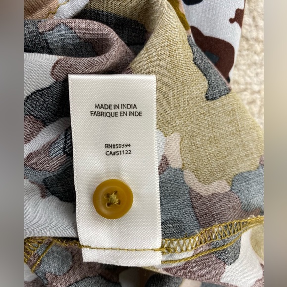 Beach Lunch Lounge Blouse, Long Sleeves, Women's Size S/P, Camouflage Pattern - Picture 12 of 12